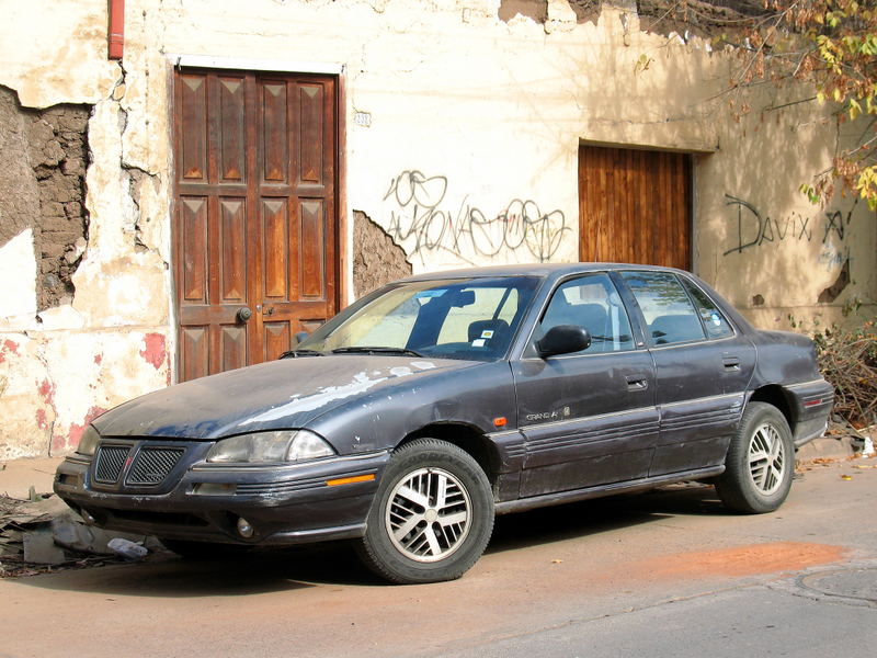 Illustration for article titled The Ten Worst Cars Of The 1990s